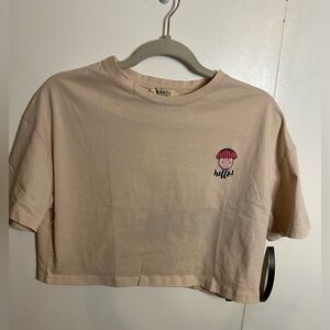 NWT Women’s Kagito "Hello” Cropped Beige T-Shirt Size Large